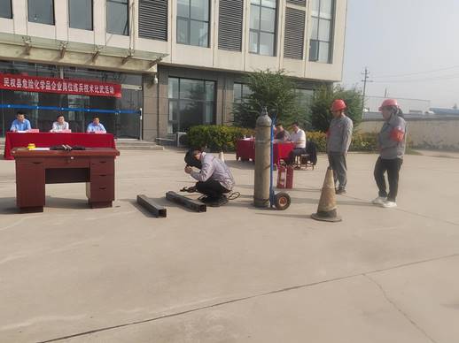 a9836325ea03f2a1ea9997b0ff54113